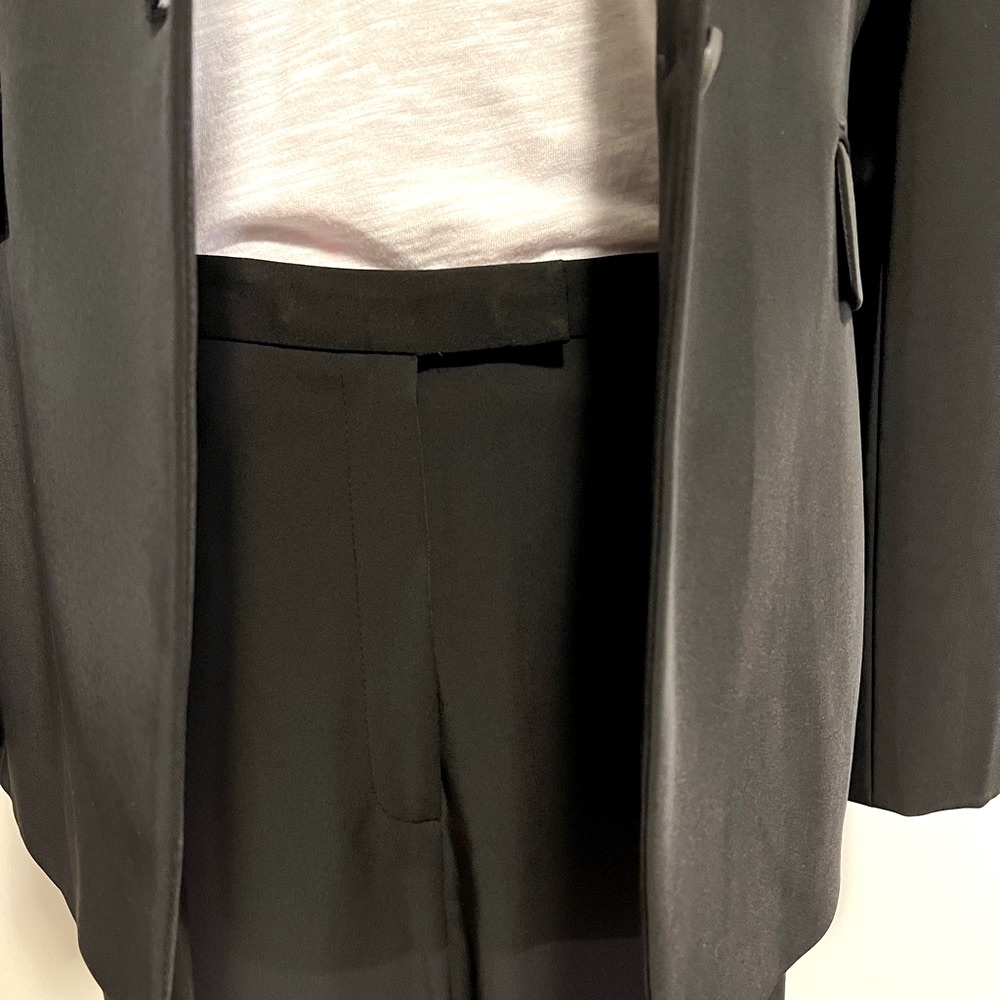 NWOT Tahari black Suit pants size 10